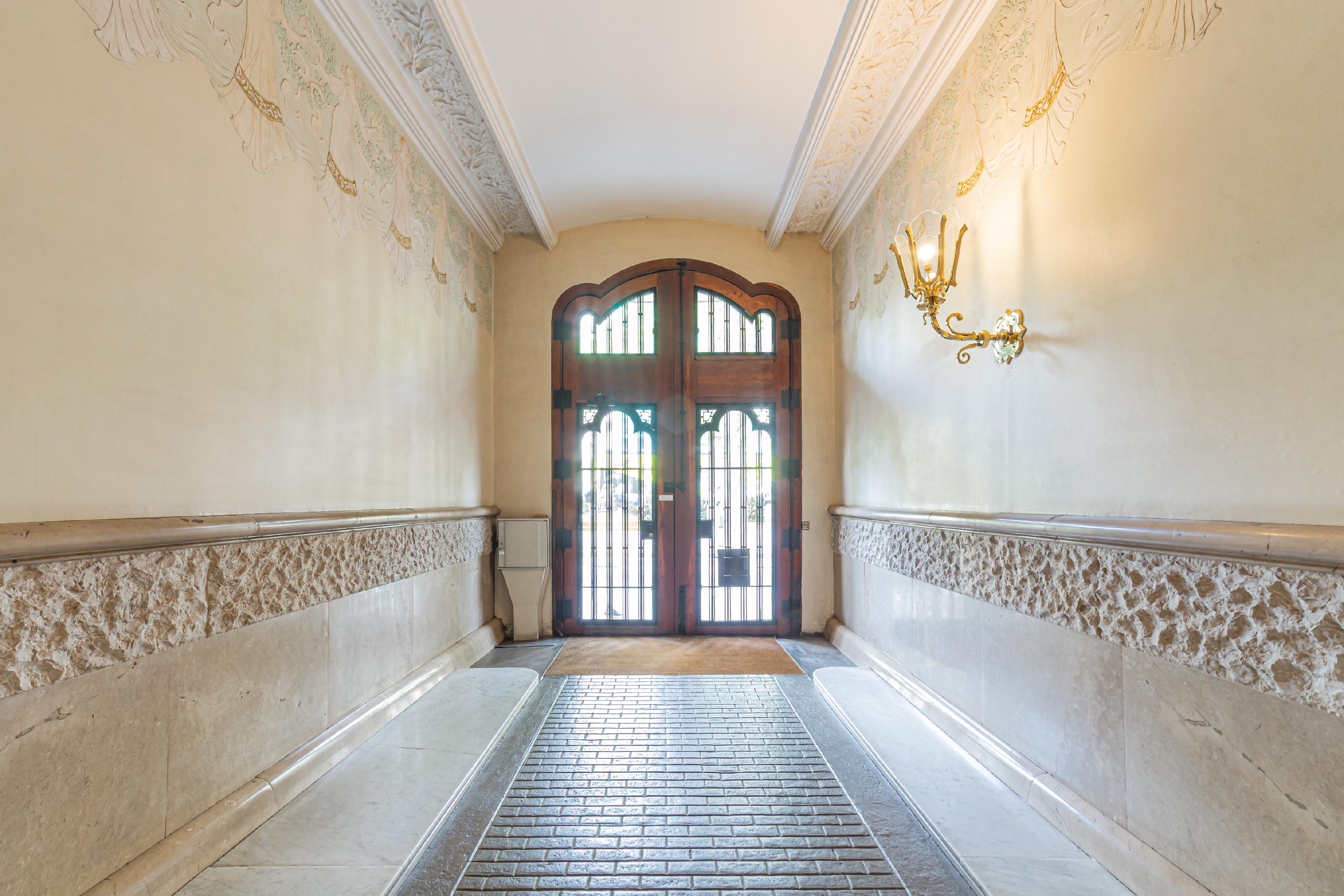 Imagen 36 Piso en venta en Barcelona / Entre Paseo de Gracia y Pg. de Sant Joan