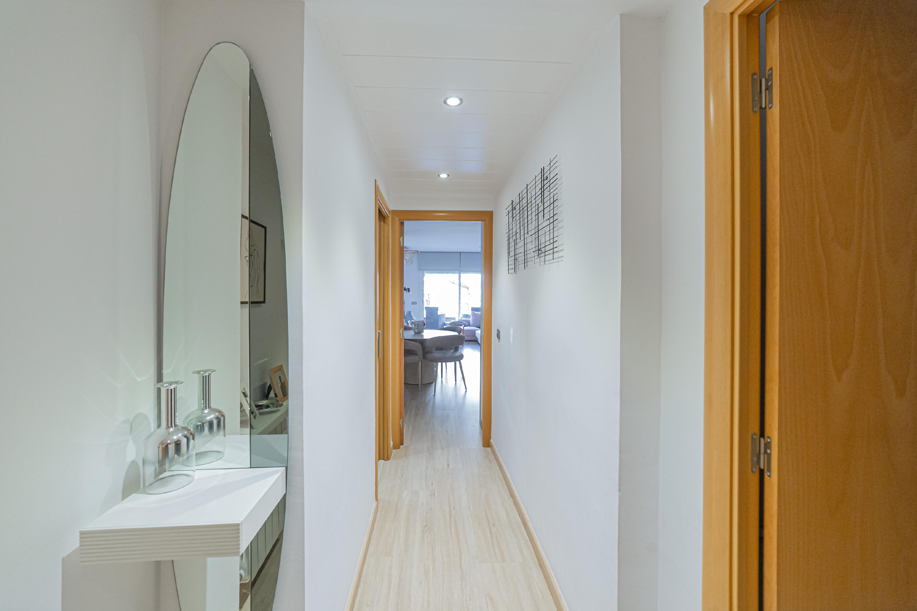 Imagen 7 Piso en venta en Barcelona / Cerca de Plaza España y Parque de Font Florida