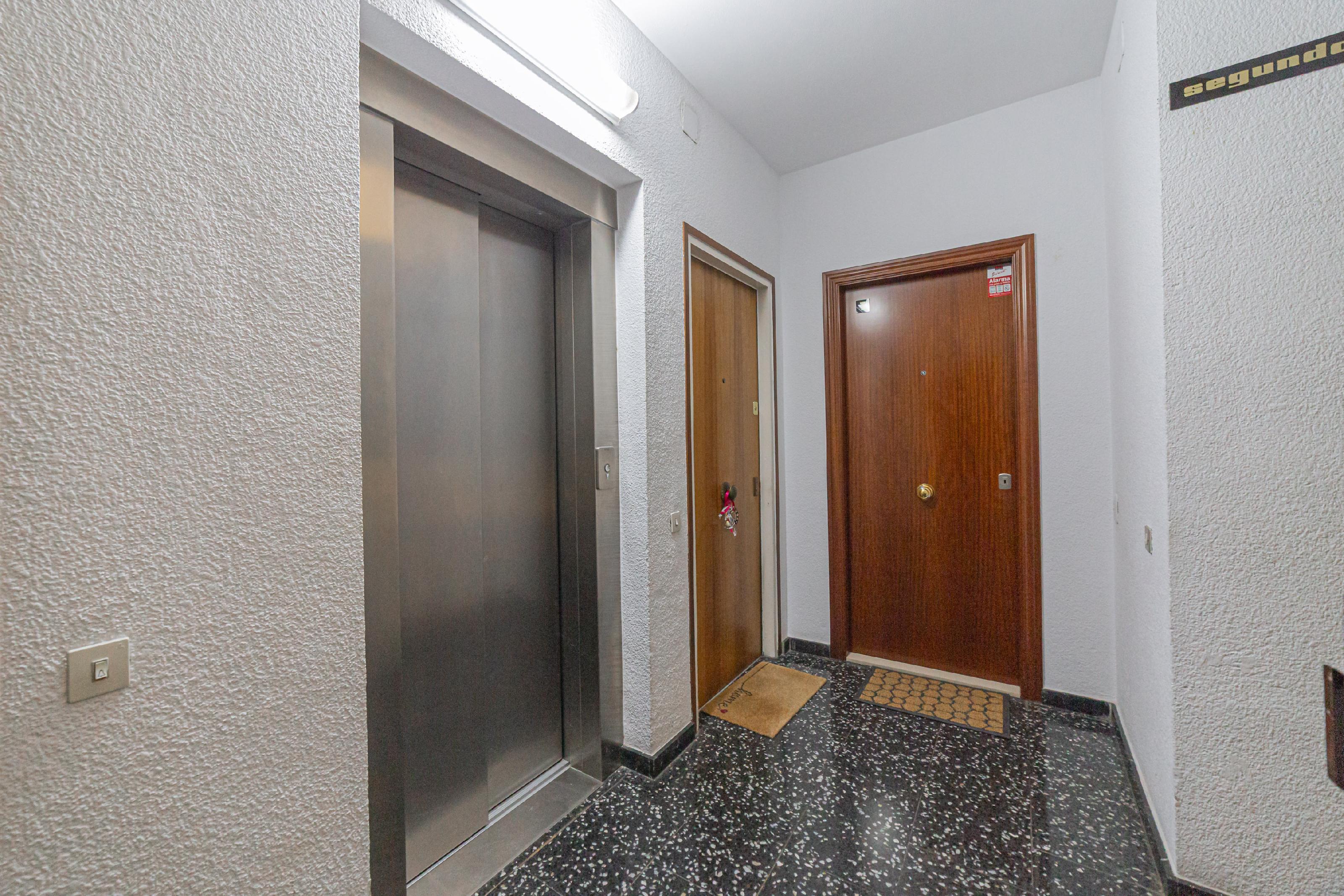 Imagen 24 Piso en venta en Barcelona / Cerca de Plaza España y Parque de Font Florida