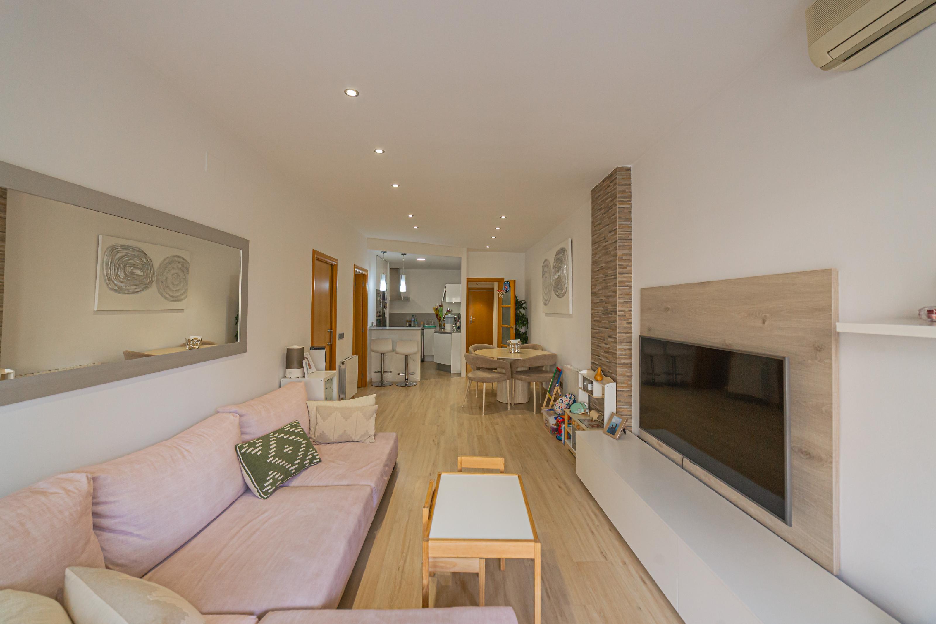 Imagen 9 Piso en venta en Barcelona / Cerca de Plaza España y Parque de Font Florida