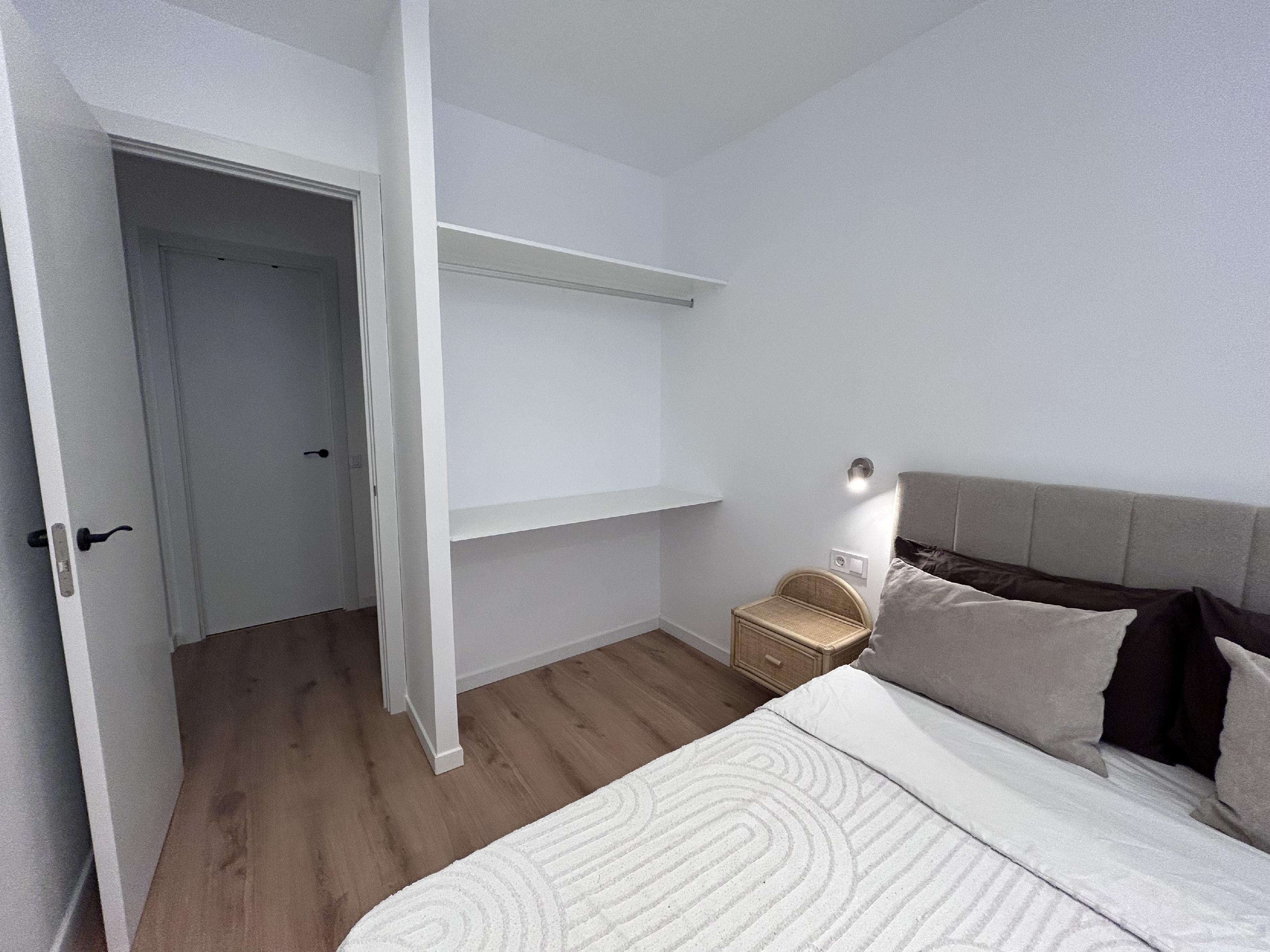 Imagen 28 Piso en venta en Barcelona / A 10 min. Playa Sant Miquel