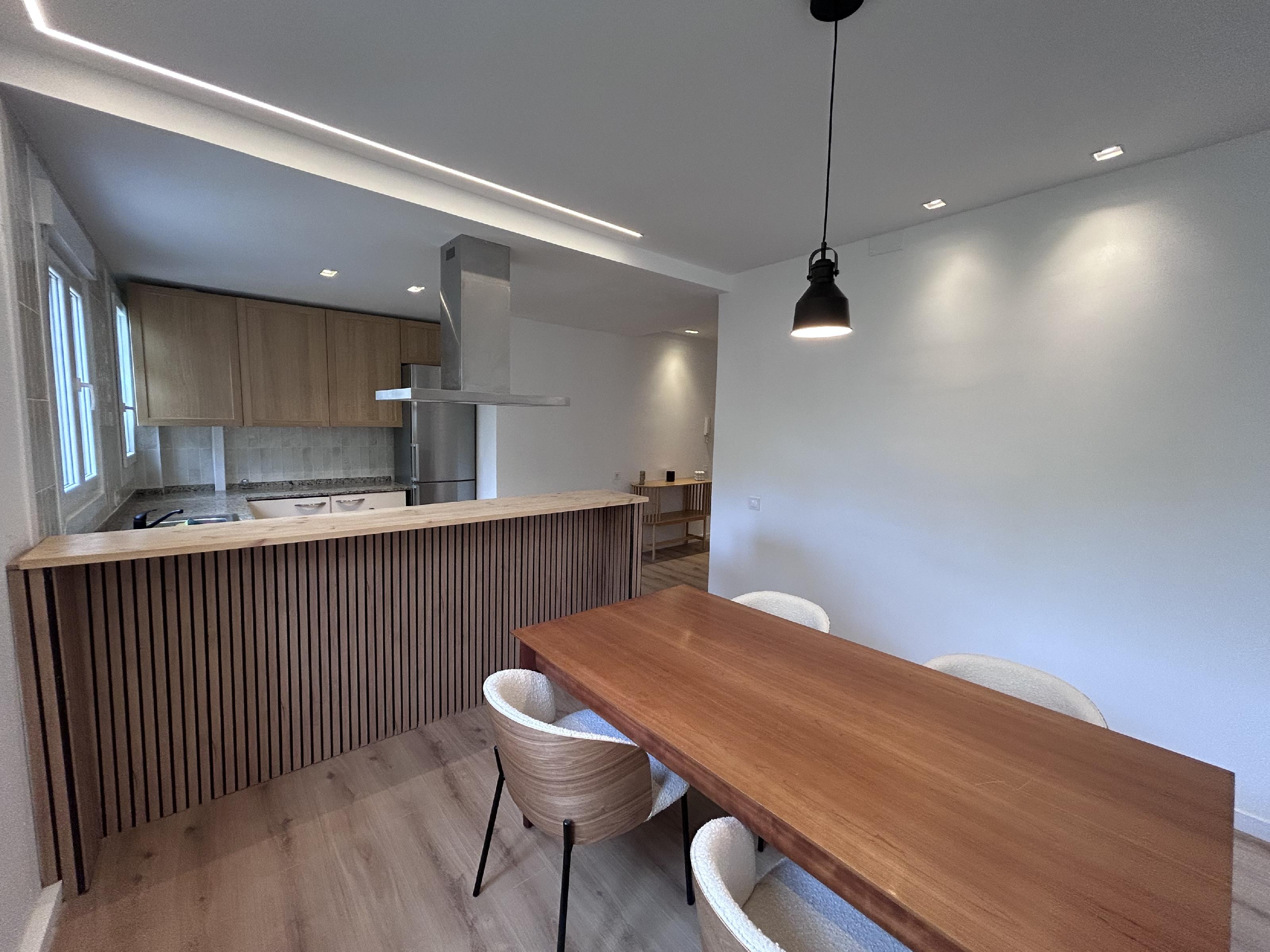 Imagen 13 Piso en venta en Barcelona / A 10 min. Playa Sant Miquel