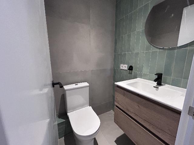 Imagen 33 Inmueble 302815 - Piso en venta en Barcelona / A 10 min. Playa Sant Miquel