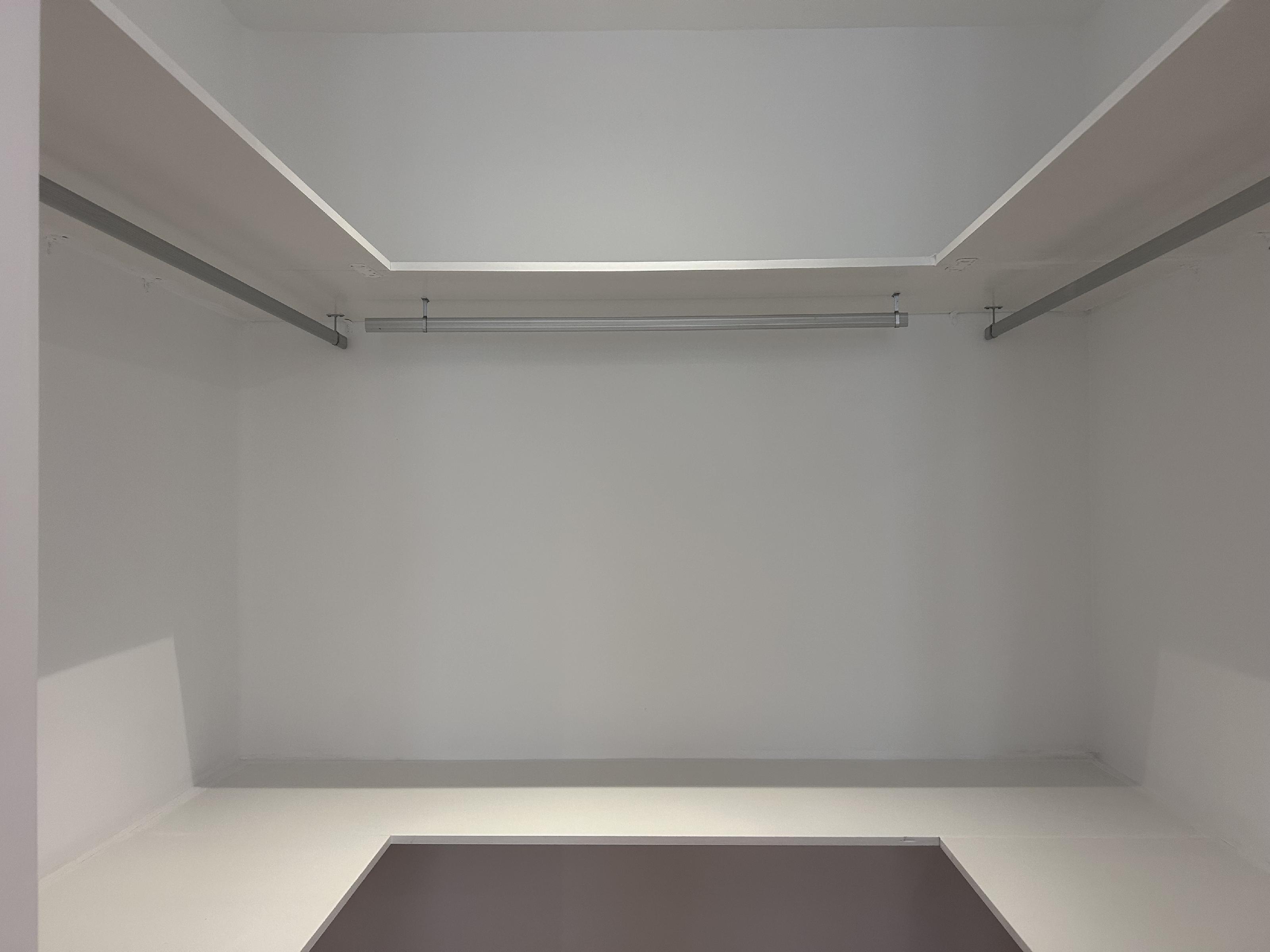 Imagen 27 Piso en venta en Barcelona / A 10 min. Playa Sant Miquel