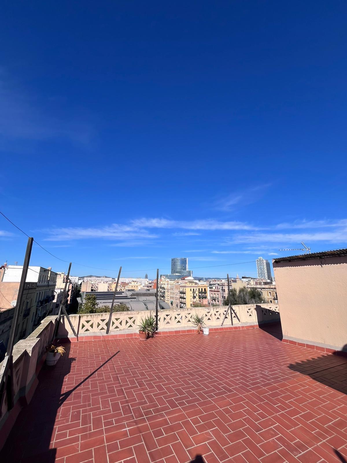 Imagen 24 Piso en venta en Barcelona / A 10 min. Playa Sant Miquel