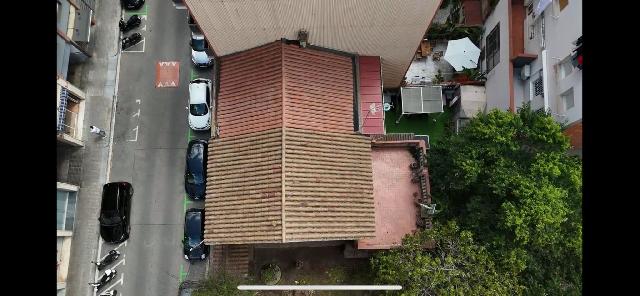Imagen 13 Inmueble 303037 - Casa en venta en Barcelona / Nou Barris al lado de la parada Virrei Amat L5