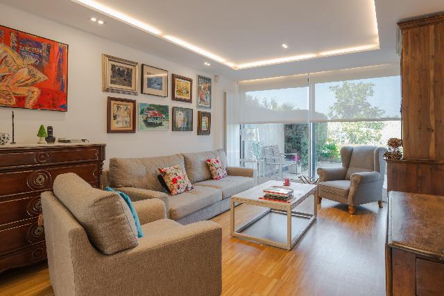Imagen 2 Inmueble 303307 - Casa en venta en Sant Just Desvern / Al lado de Rambla Sant Just