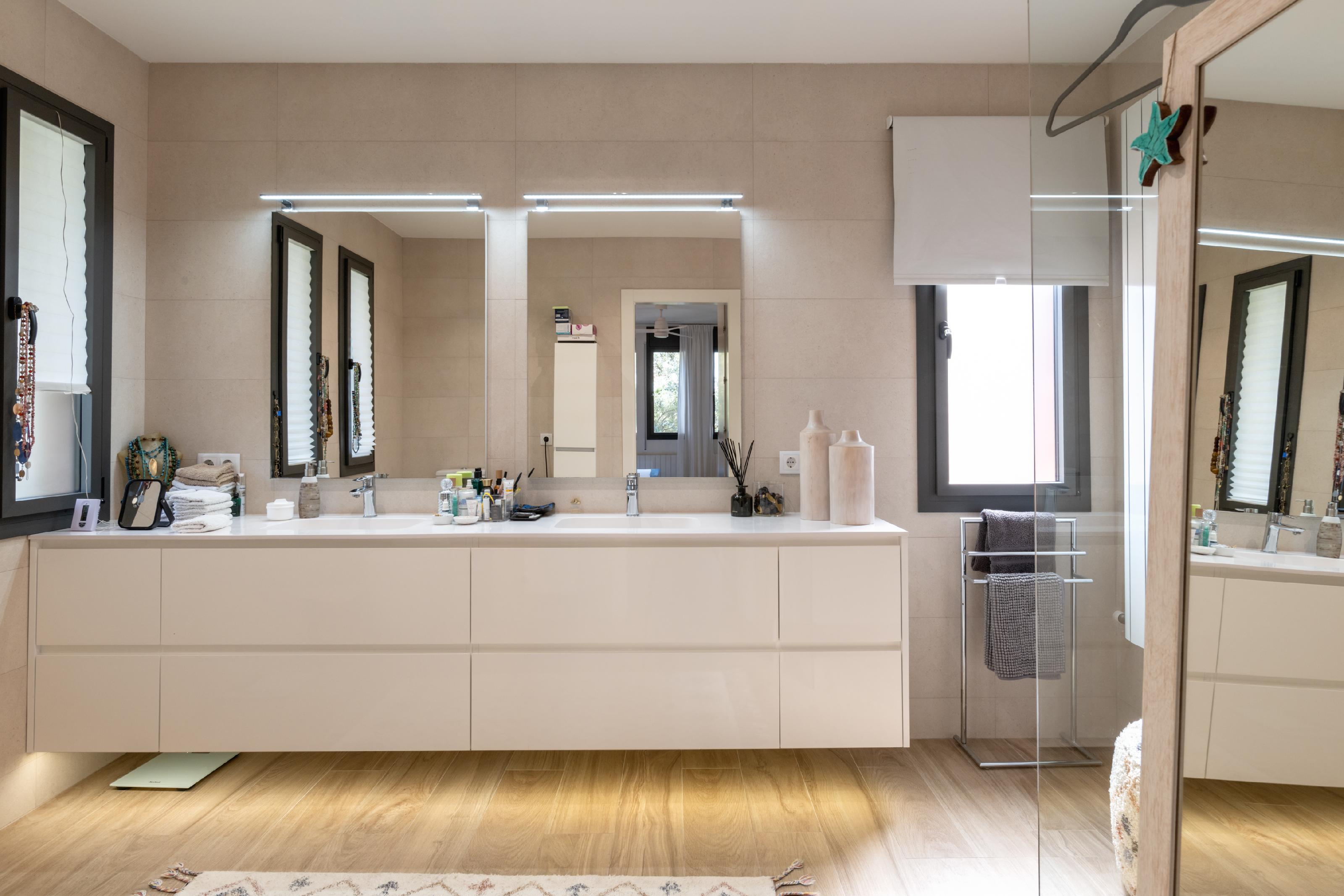 Imagen 10 Casa en venta en Sant Just Desvern / Al lado de Rambla Sant Just 