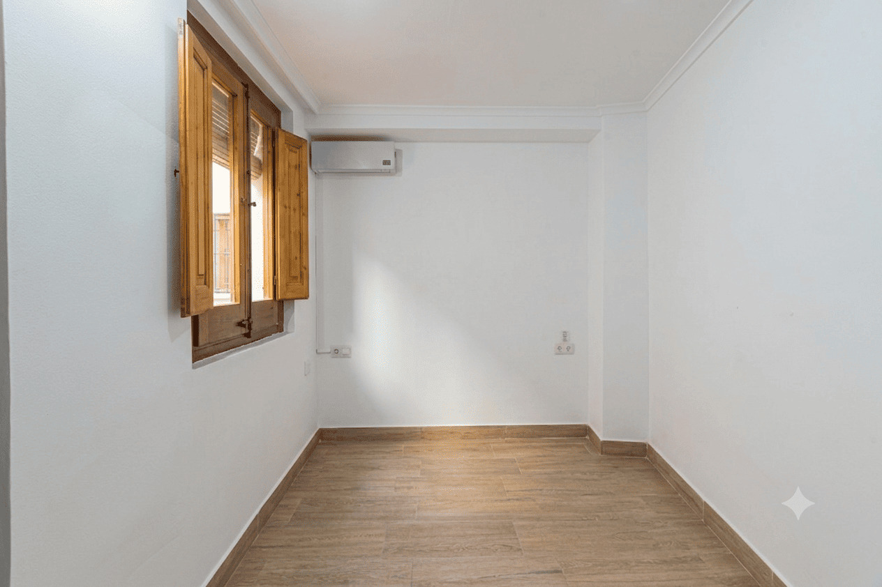 Imagen 11 Piso en venta en Barcelona / A pocos minutos de Montjuïc y del mirador de Poble-sec.