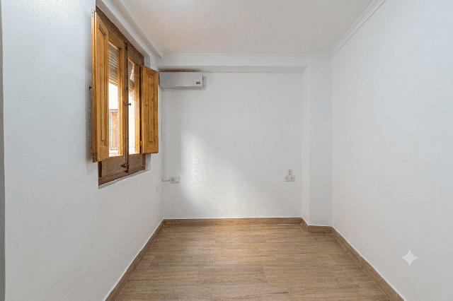 Imagen 11 Inmueble 303569 - Piso en venta en Barcelona / A pocos minutos de Montjuïc y del mirador de Poble-sec.