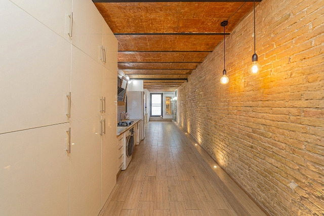 Imagen 7 Inmueble 303569 - Piso en venta en Barcelona / A pocos minutos de Montjuïc y del mirador de Poble-sec.