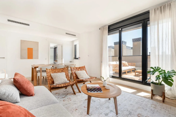 Imagen 7 Piso en venta en Barcelona / La Marina del Prat Vermell