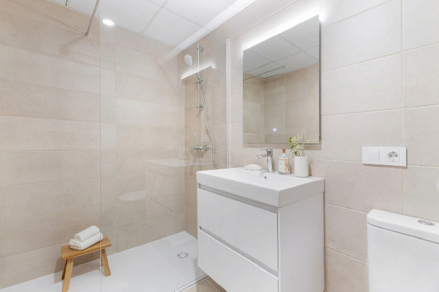 Imagen 13 Inmueble 303709 - Piso en venta en Barcelona / La Marina del Prat Vermell