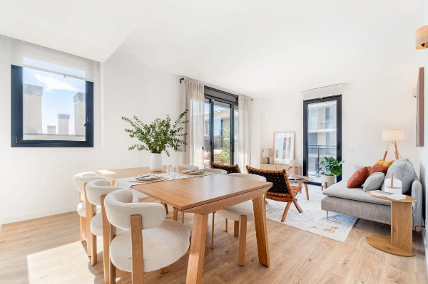 Imagen 2 Inmueble 303712 - Piso en venta en Barcelona / La Marina del Prat Vermell