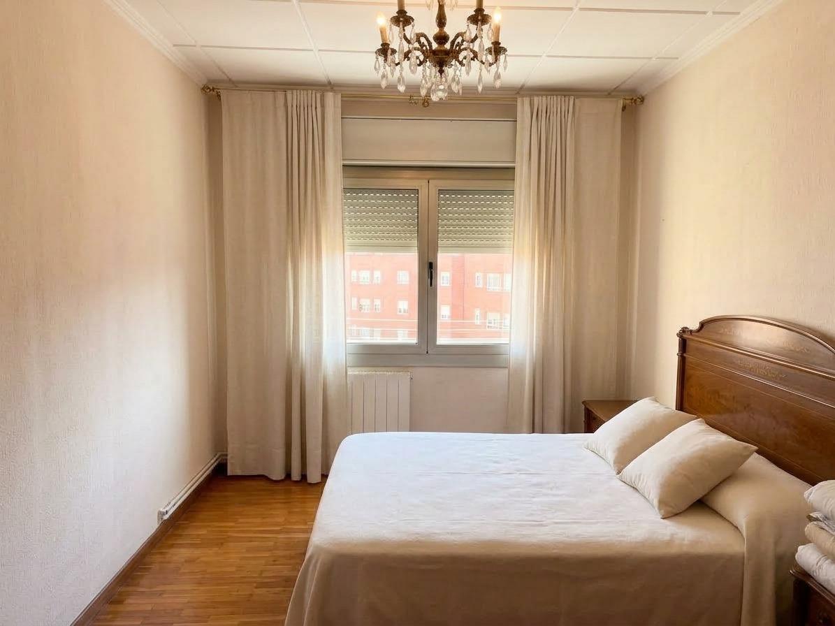 Imagen 2 Apartamento en alquiler en Barcelona / Capitán Arenas- Manuel de Falla