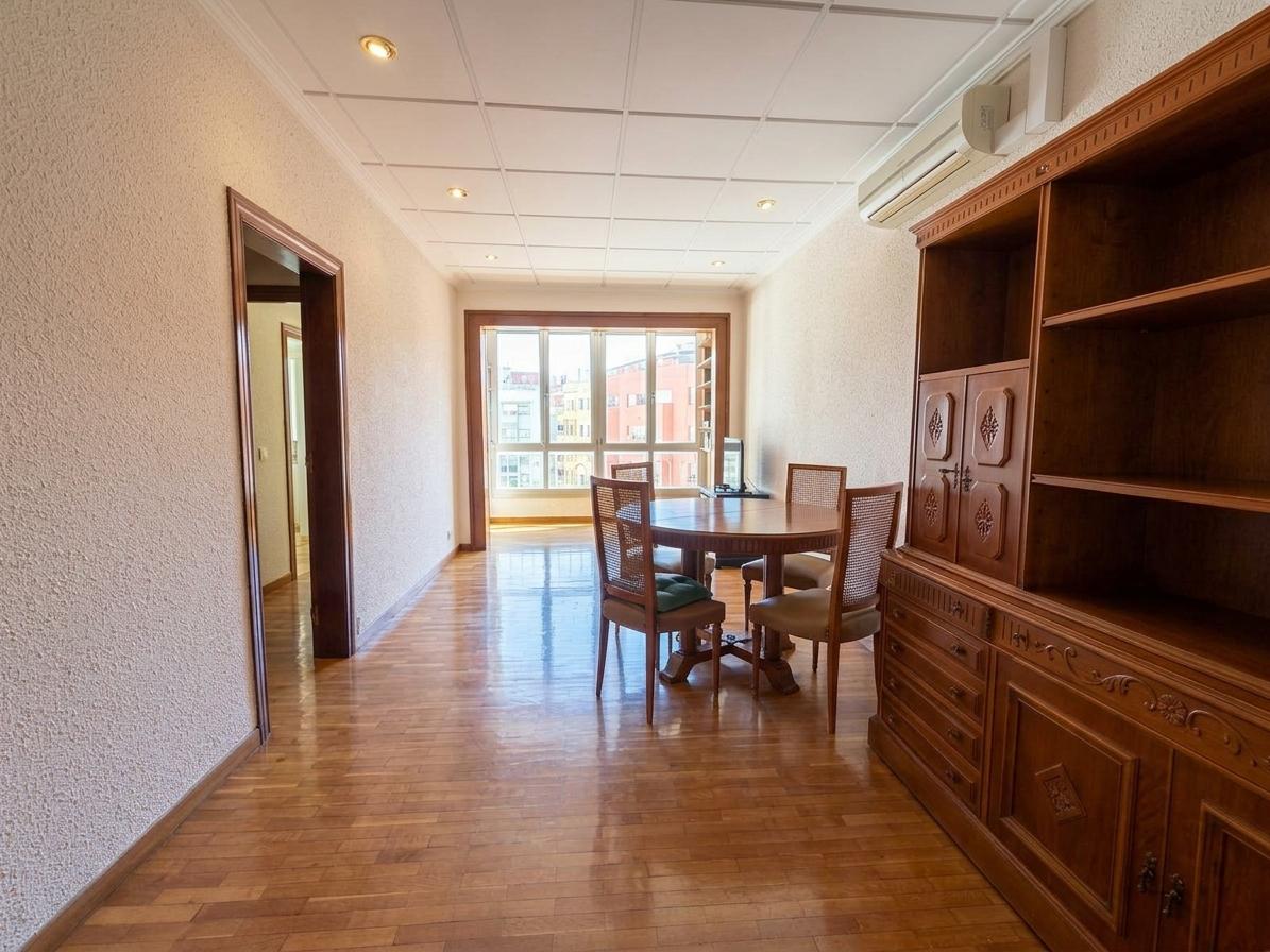 Imagen 1 Apartamento en alquiler en Barcelona / Capitán Arenas- Manuel de Falla