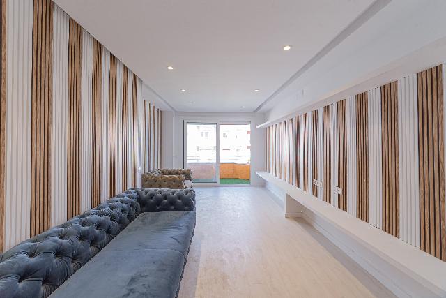 Imagen 2 Inmueble 304919 - Ático en venta en Barcelona / Próximo a la Sagrada Familia 