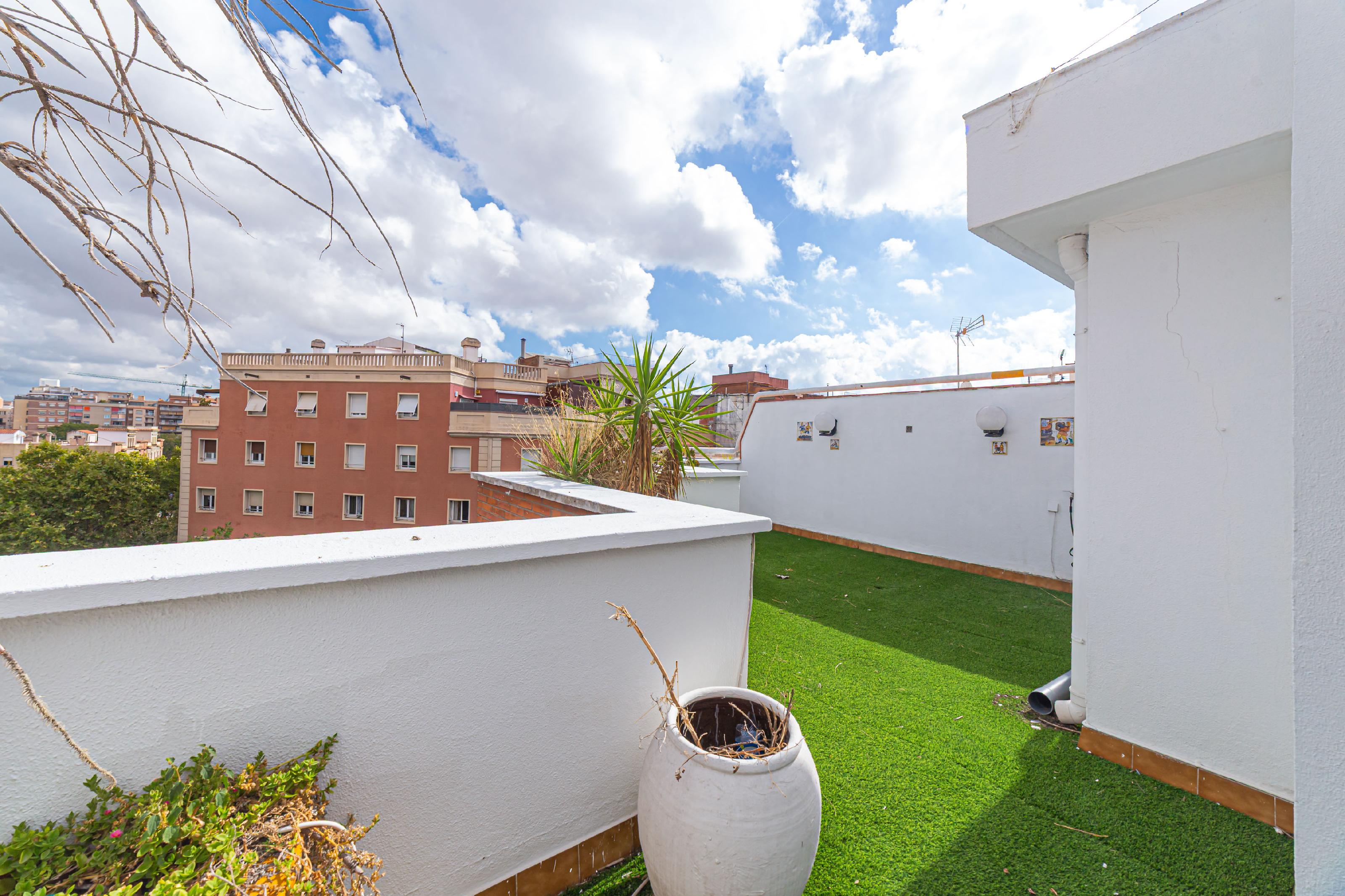 Imagen 21 Ático en venta en Barcelona / Próximo a la Sagrada Familia 