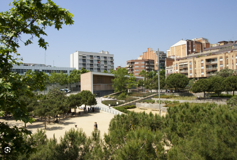Imagen 3 Ático en venta en Barcelona / Próximo a la Sagrada Familia 