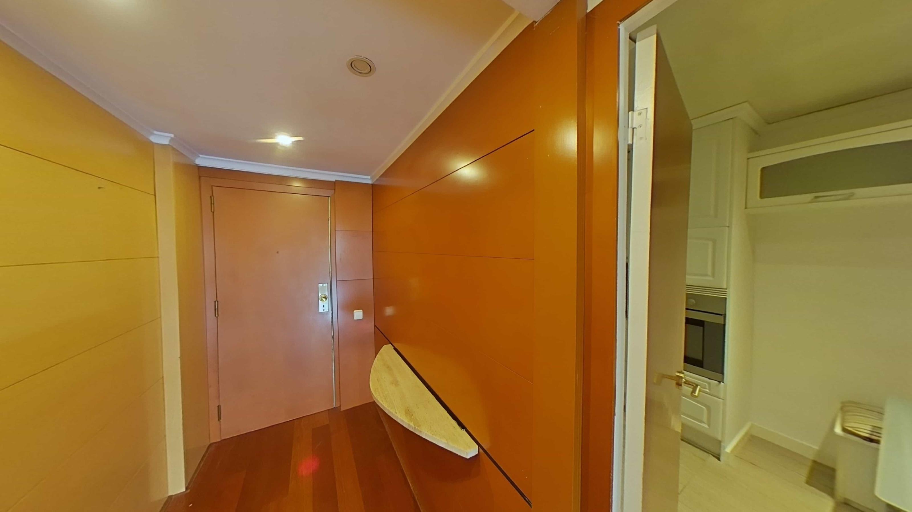 Imagen 6 Piso en venta en Barcelona / Al lado Corte Inglés de Avda. Diagonal