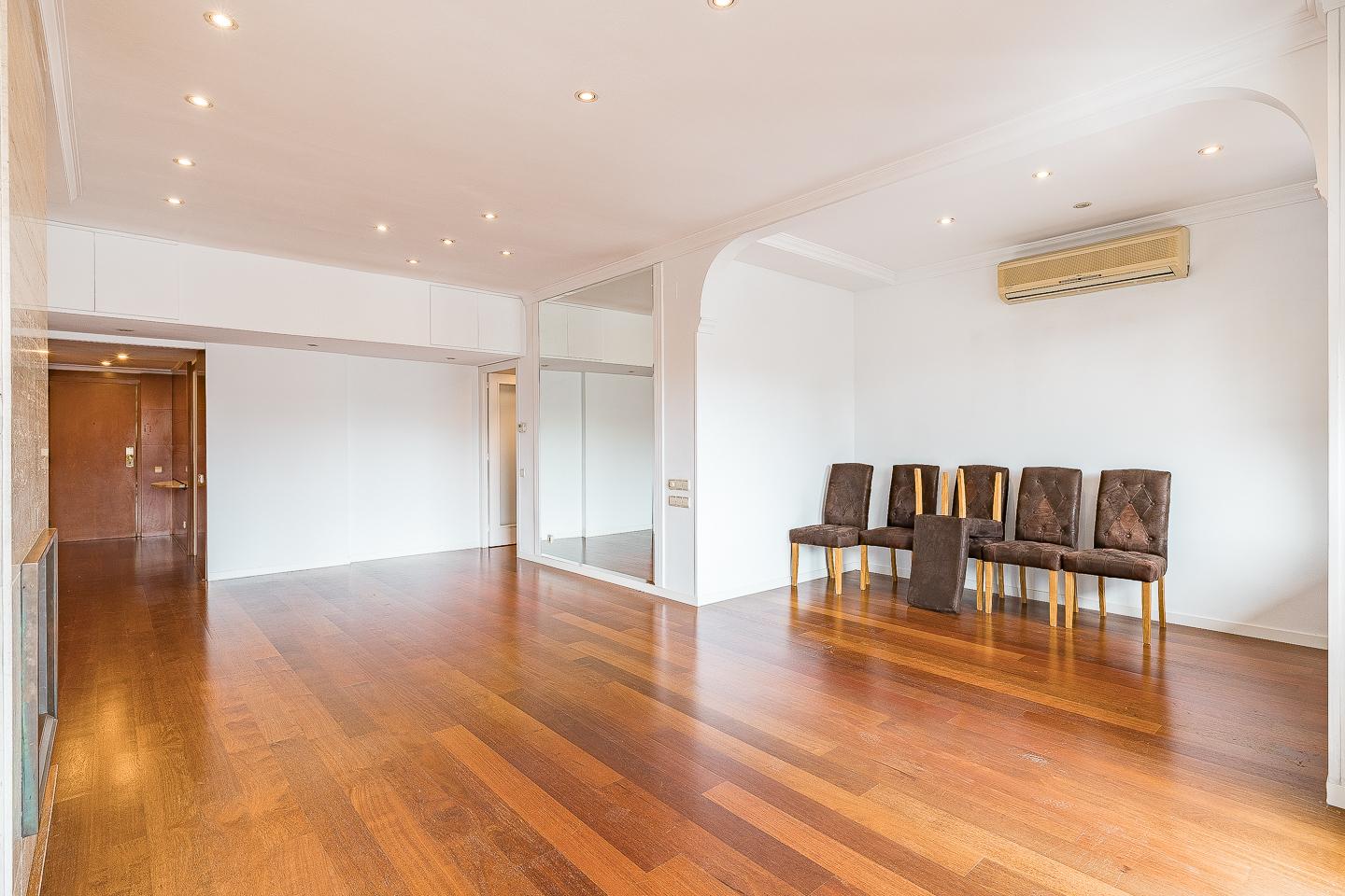 Imagen 21 Piso en venta en Barcelona / Al lado Corte Inglés de Avda. Diagonal