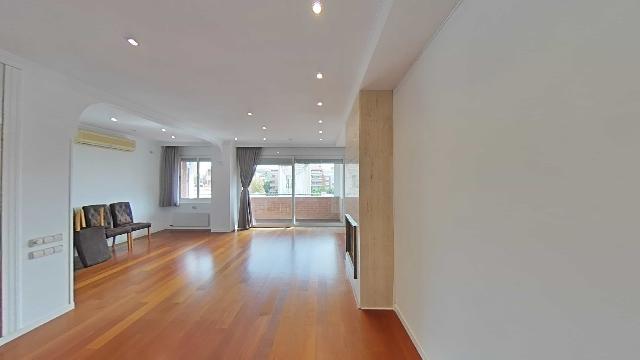 Imagen 18 Inmueble 305362 - Piso en venta en Barcelona / Al lado Corte Inglés de Avda. Diagonal