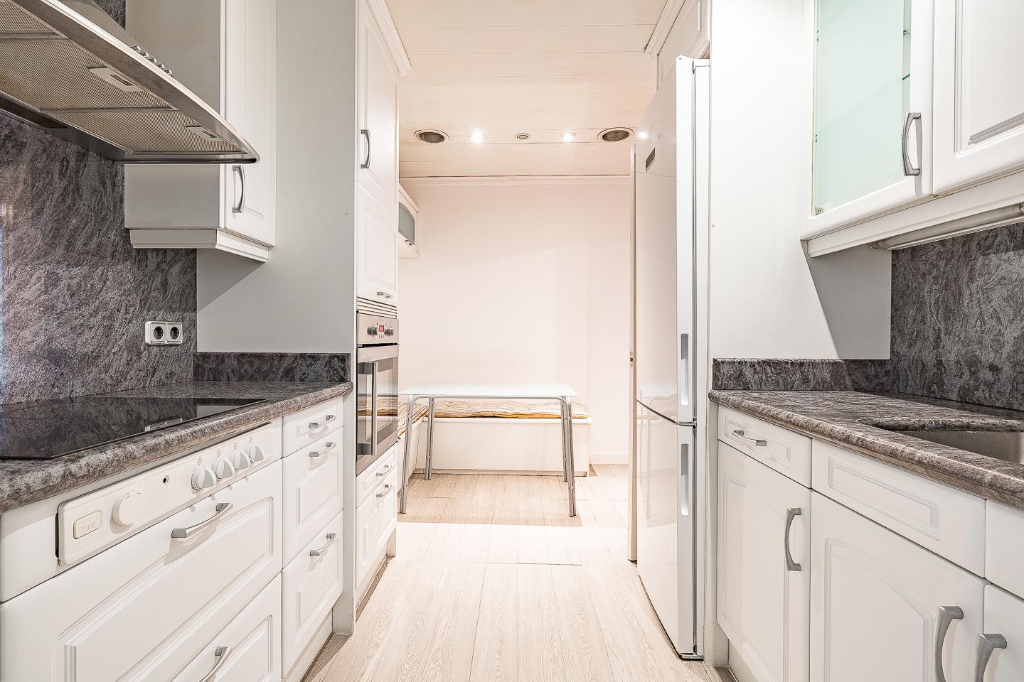 Imagen 7 Piso en venta en Barcelona / Al lado Corte Inglés de Avda. Diagonal