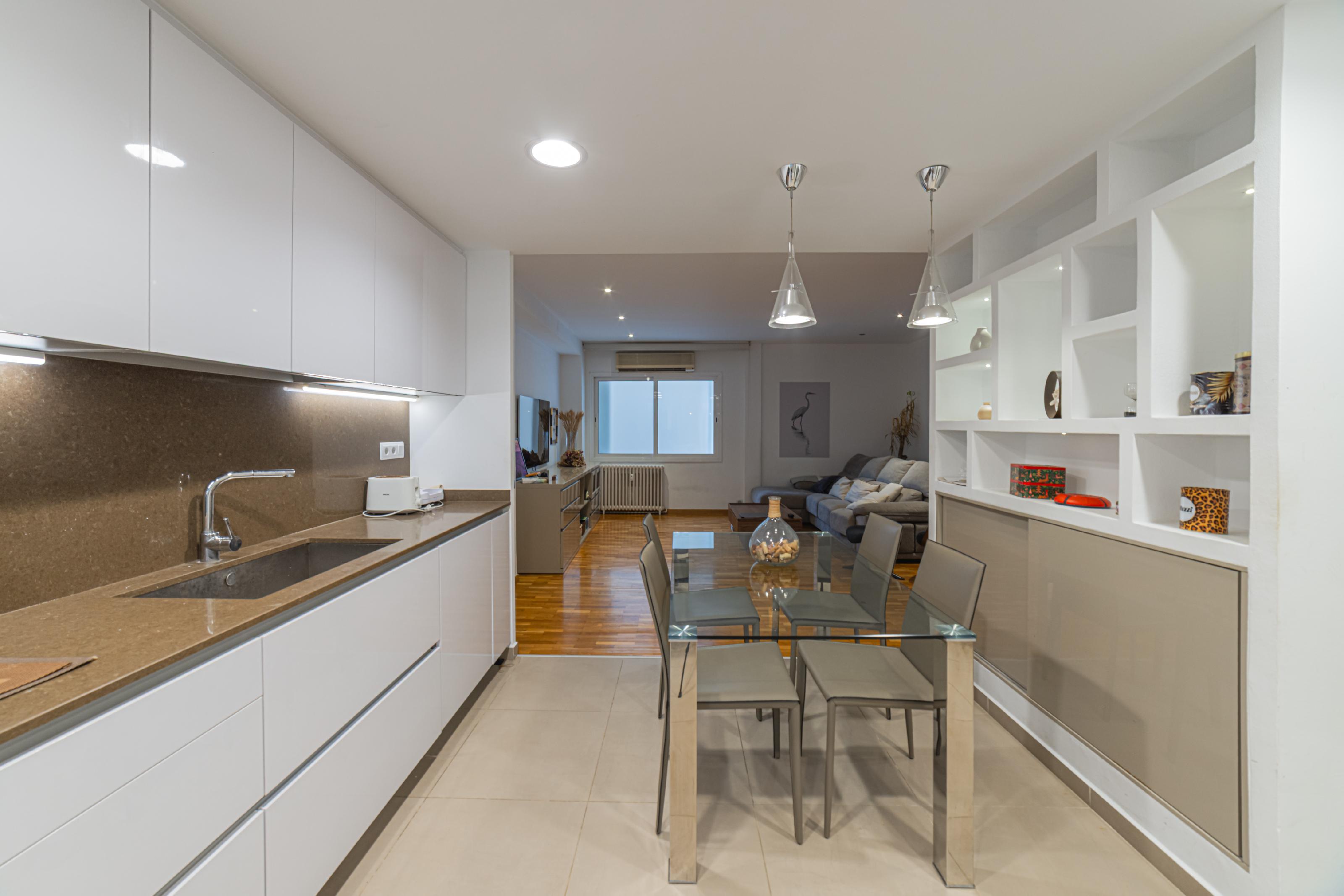 Imagen 2 Piso en venta en Barcelona / Francesc Macià - Josep Tarradellas