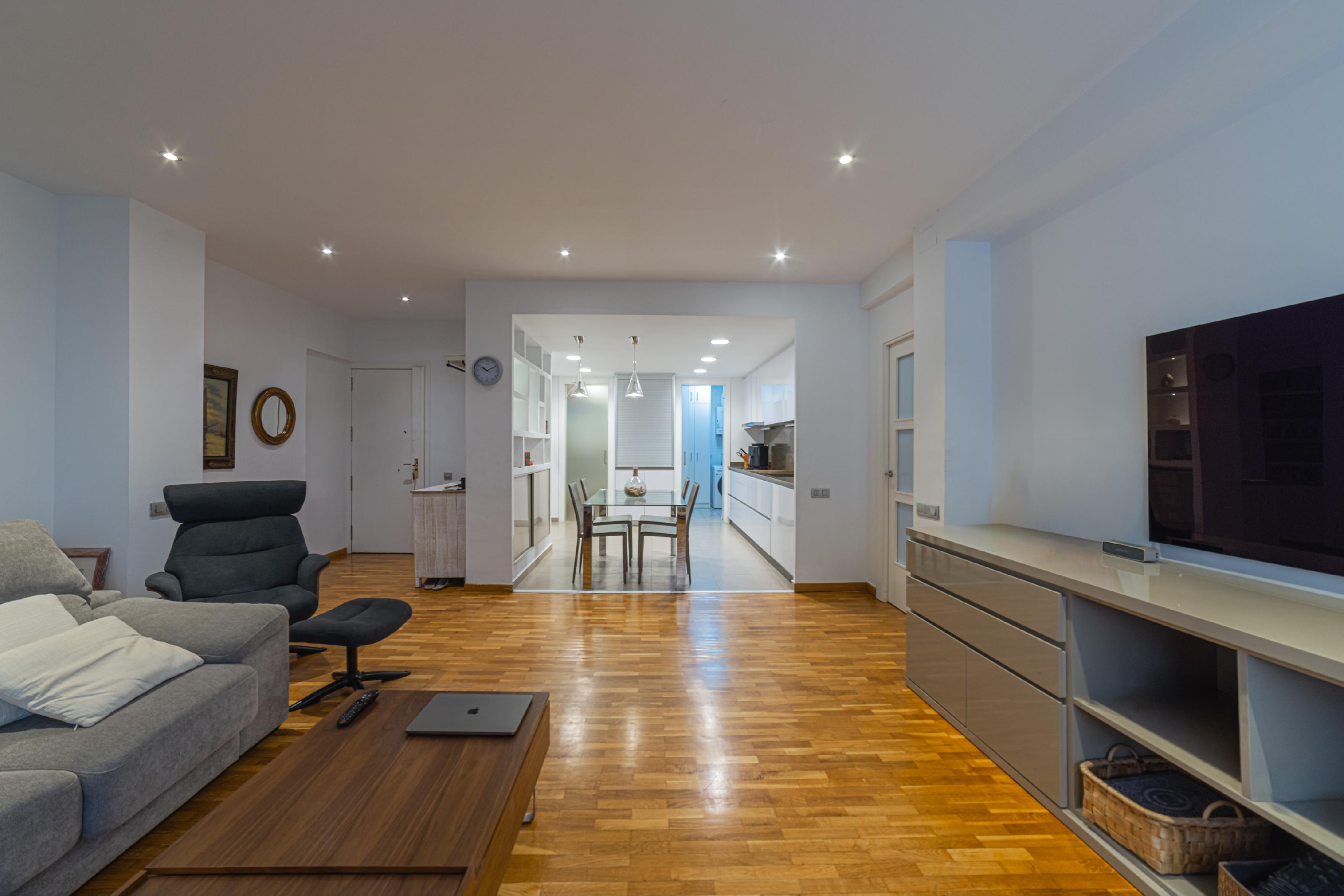 Imagen 1 Piso en venta en Barcelona / Francesc Macià - Josep Tarradellas