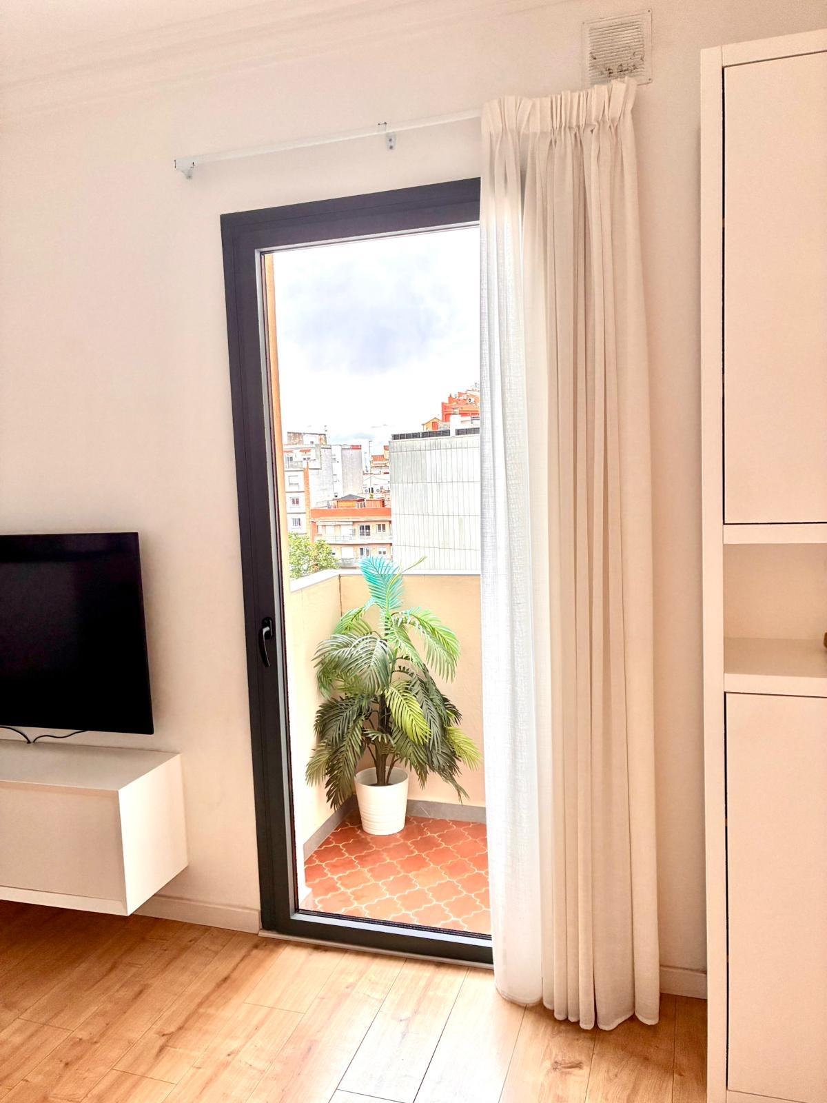 Imagen 4 Piso en venta en Barcelona / Sant Antoni María Claret