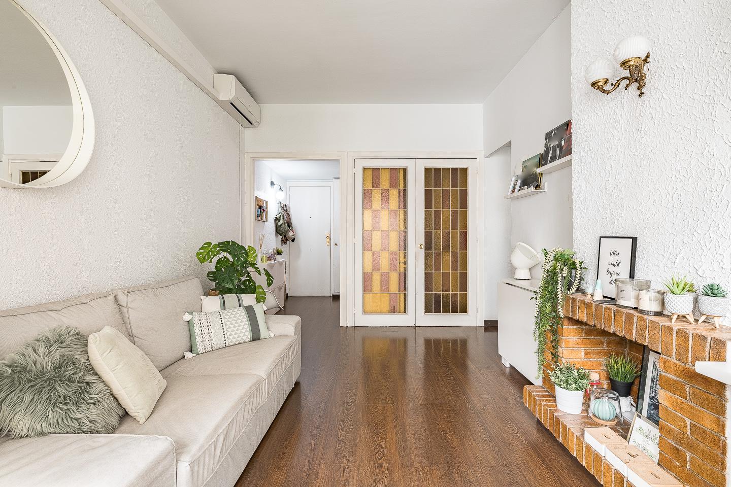 Imagen 3 Apartamento en venta en Barcelona / Cercano a Plaça Francesc Macià