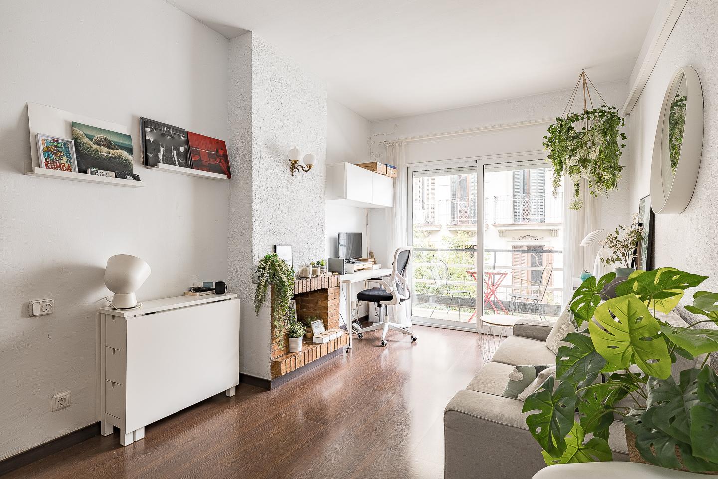 Imagen 1 Apartamento en venta en Barcelona / Cercano a Plaça Francesc Macià