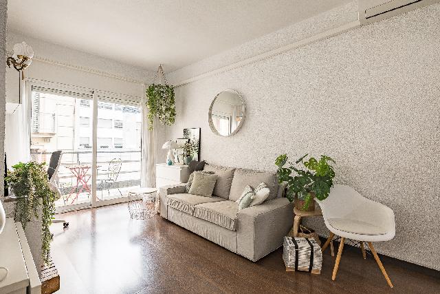 Imagen 8 Inmueble 306044 - Apartamento en venta en Barcelona / Cercano a Plaça Francesc Macià