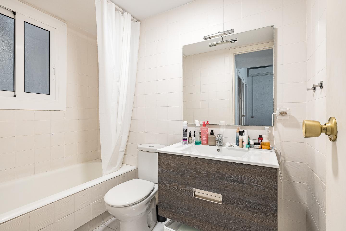 Imagen 25 Apartamento en venta en Barcelona / Cercano a Plaça Francesc Macià