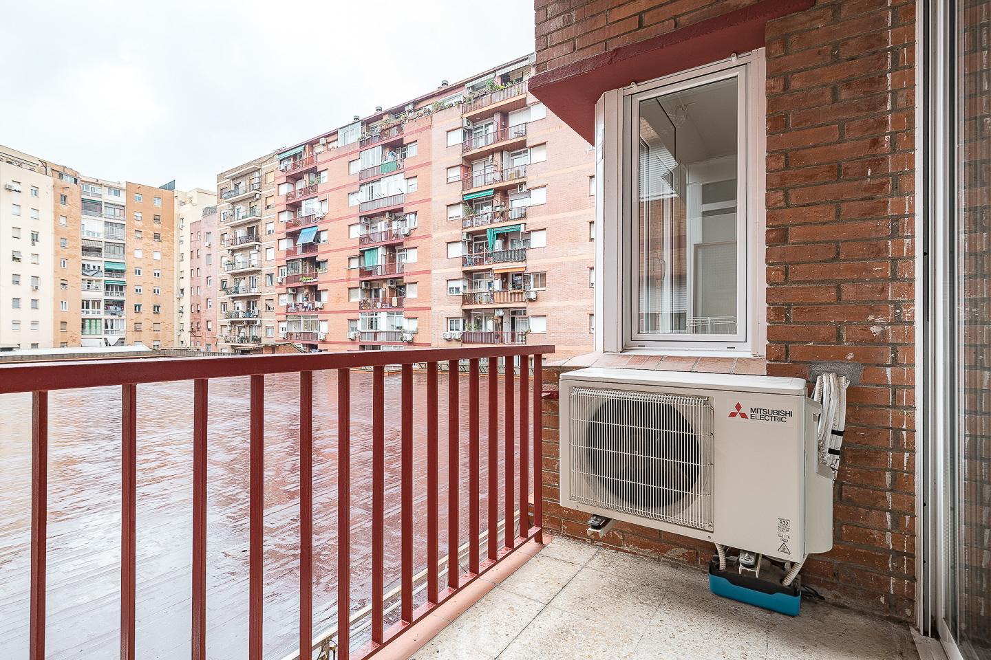 Imagen 36 Piso en venta en Barcelona / Cerca de Hipercor