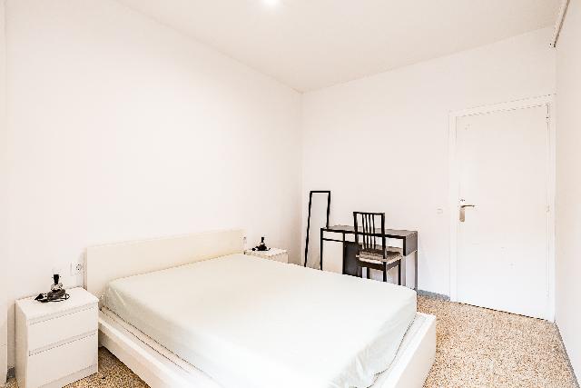 Imagen 13 Inmueble 306372 - Piso en venta en Barcelona / Cerca de Hipercor