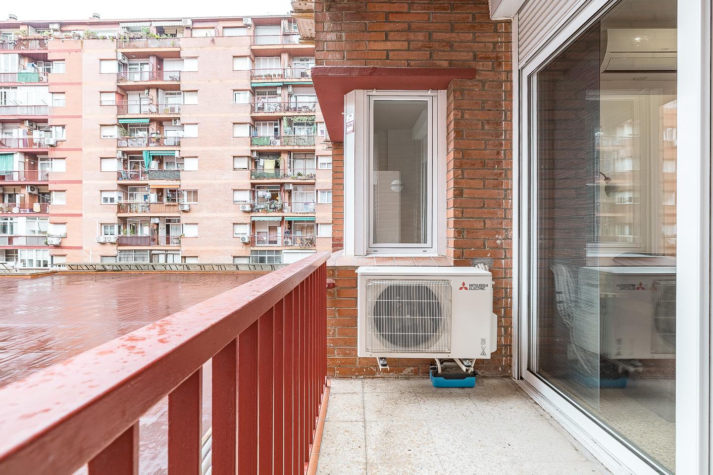 Imagen 35 Piso en venta en Barcelona / Cerca de Hipercor