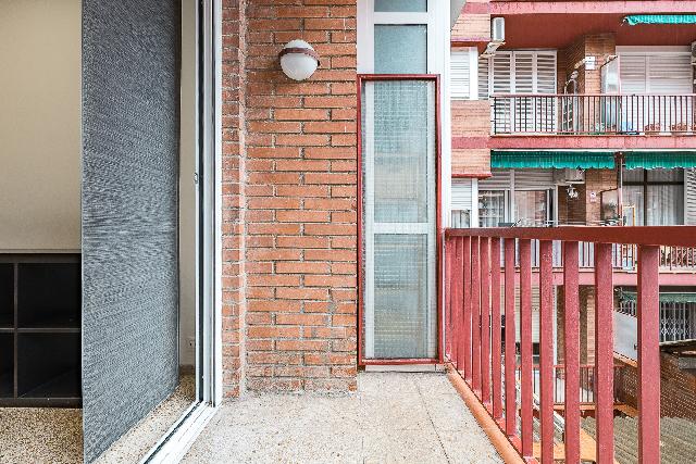 Imagen 5 Inmueble 306372 - Piso en venta en Barcelona / Cerca de Hipercor