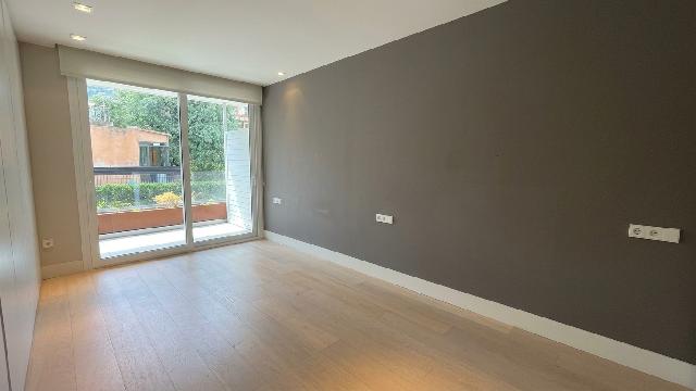 Imagen 8 Inmueble 306481 - Piso en venta en Barcelona / Plaza Kennedy - Calle Císter