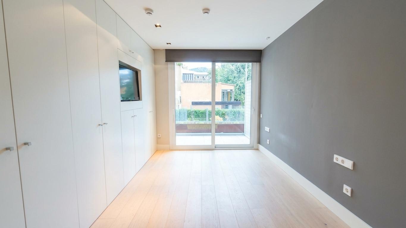 Imagen 9 Piso en venta en Barcelona / Plaza Kennedy - Calle Císter