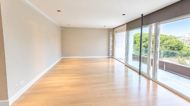 Imagen 2 Inmueble 306481 - Piso en venta en Barcelona / Plaza Kennedy - Calle Císter