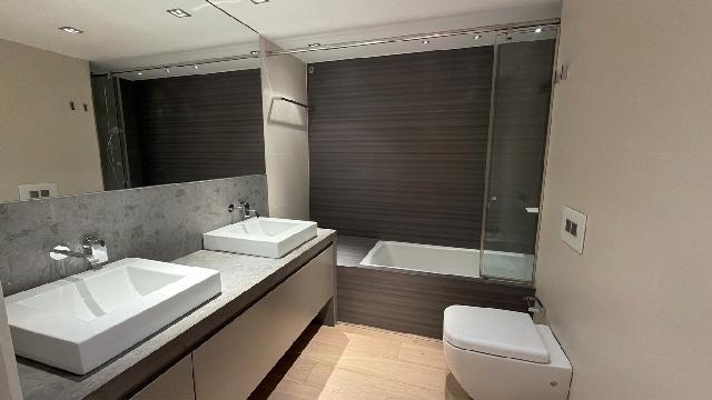 Imagen 10 Inmueble 306481 - Piso en venta en Barcelona / Plaza Kennedy - Calle Císter