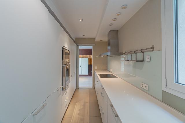 Imagen 10 Inmueble 306481 - Piso en venta en Barcelona / Plaza Kennedy - Calle Císter