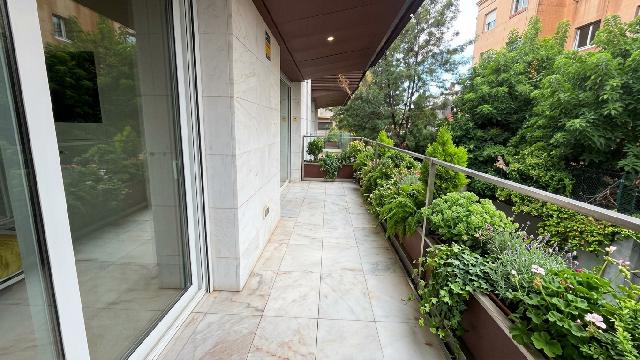 Imagen 11 Inmueble 306481 - Piso en venta en Barcelona / Plaza Kennedy - Calle Císter