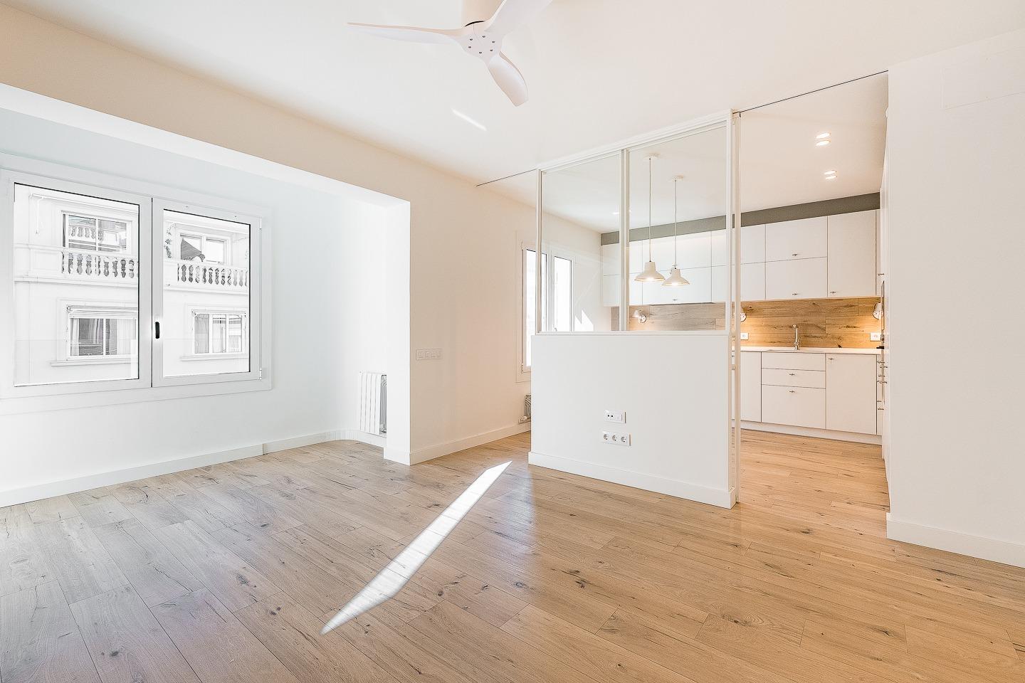 Imagen 1 Piso en venta en Barcelona / Calle Europa- Calle Galileu