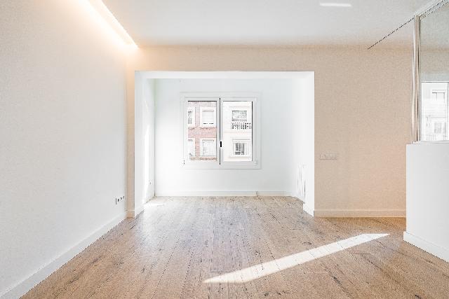 Imagen 9 Inmueble 306771 - Piso en venta en Barcelona / Calle Europa- Calle Galileu