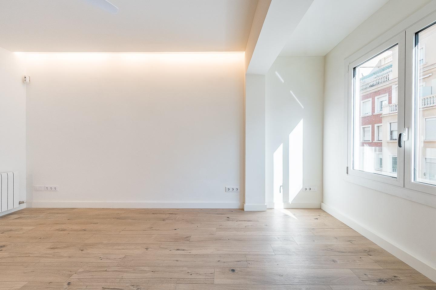 Imagen 2 Piso en venta en Barcelona / Calle Europa- Calle Galileu