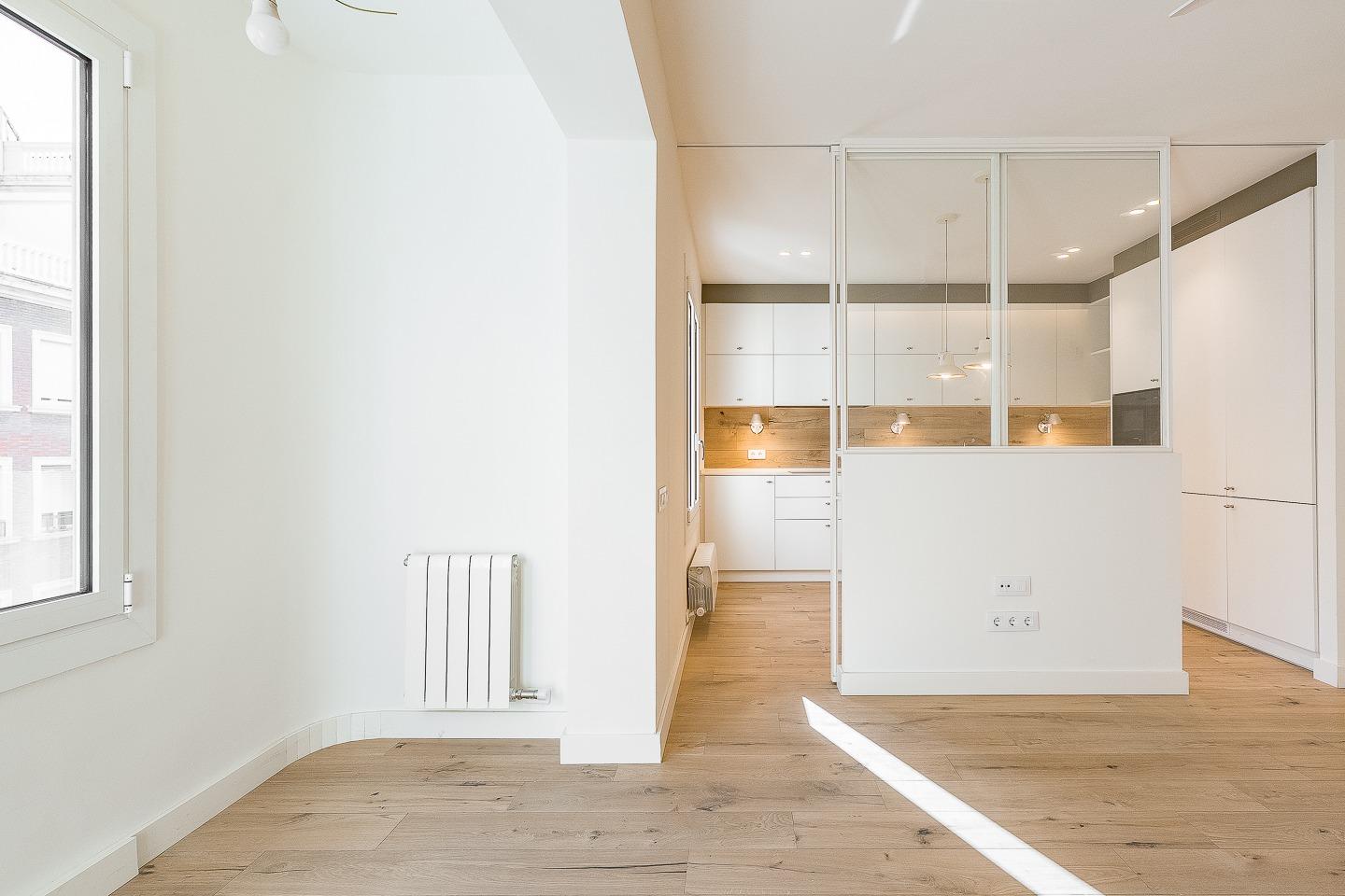 Imagen 11 Piso en venta en Barcelona / Calle Europa- Calle Galileu
